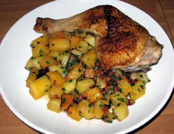 Hähnchenkeulen im Steckrübenbett